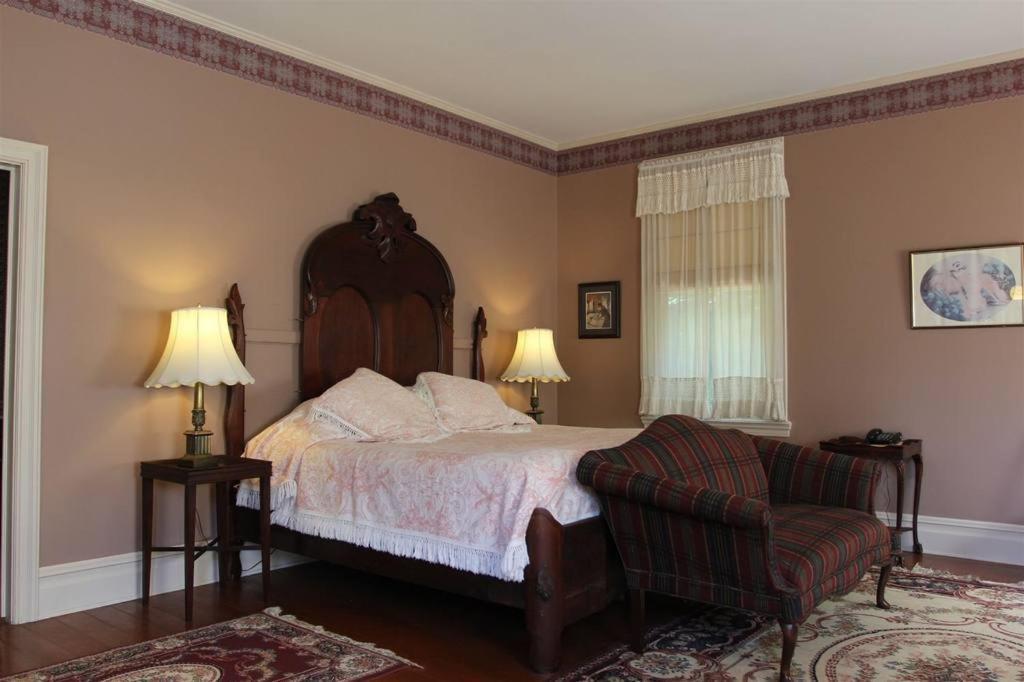 Corners Mansion Inn - A Bed And Breakfast Vicksburg Δωμάτιο φωτογραφία